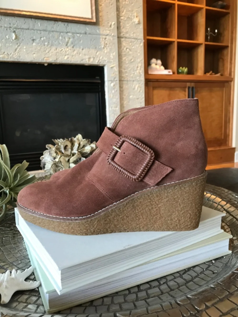 BOHO-CHIC 🔥  Y2K JACK ROGERS TAUPE BROWN SUEDE IZZIE WEDGES BOOTIES